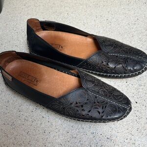 PIKOLINOS Black Leather Flats